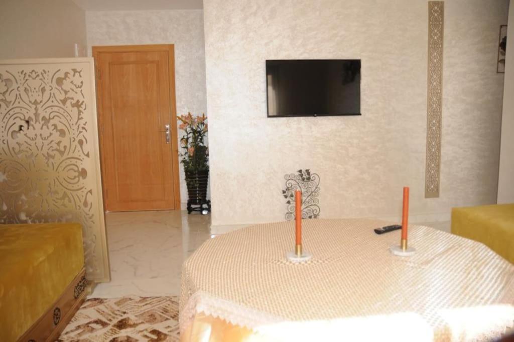 מקנס Appartement Meuble Et Bien Situe מראה חיצוני תמונה