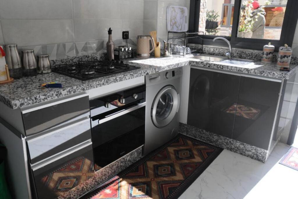 מקנס Appartement Meuble Et Bien Situe מראה חיצוני תמונה